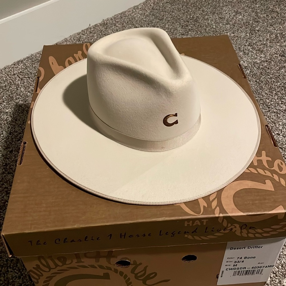 Charlie 1 Horse Hat